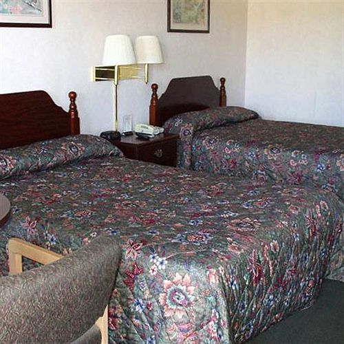 Shelaine Inn Jeffersonville Buitenkant foto